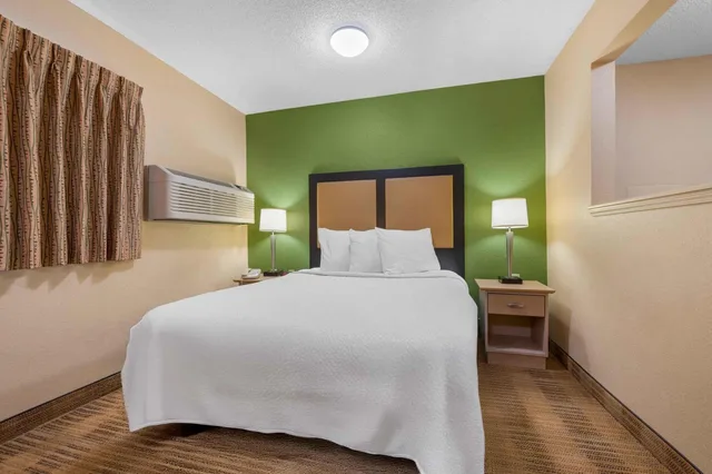 استوديو ديلوكس بسرير كوين، Extended Stay America - Chicago- O'hare - Allstate Arena 2/8