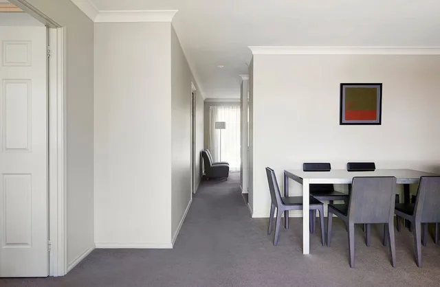 Pinnacle Apartments, Canberra 35/43
