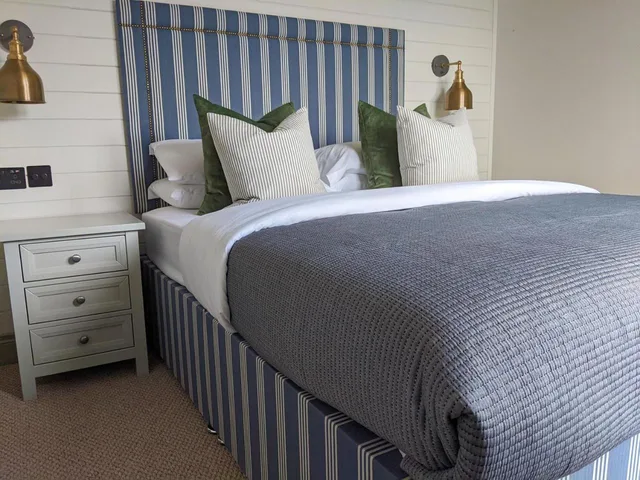 Room, 4 Bathrooms, Pet Friendly, Hot Tub، Retallack Resort and Spa 1/2