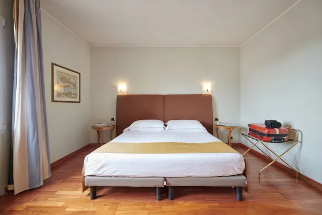 غرفة كلاسيكية بسريرين منفصلين، Hotel Plaza 2/9