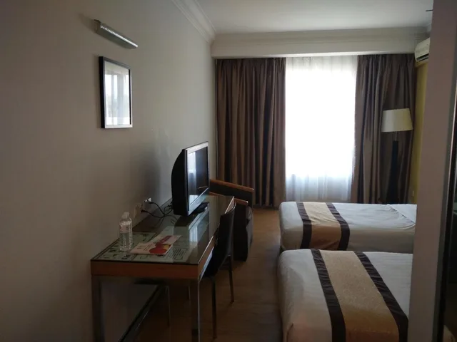 غرفة ديلوكس بسريرين منفصلين، Tang Dynasty Lodge Tuaran 5/7