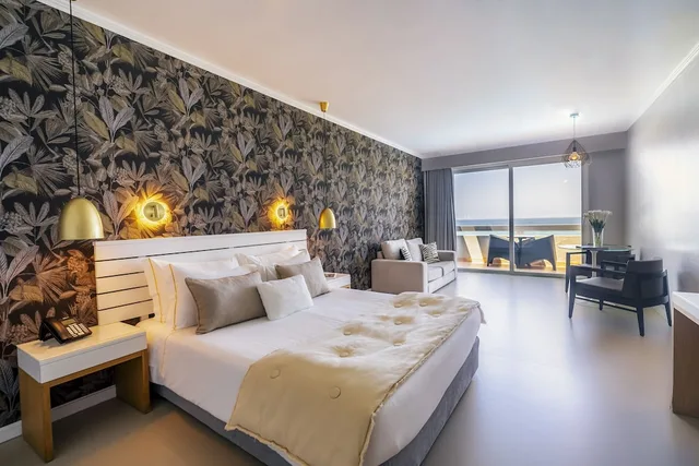 غرفة سوبيريور بسريرين منفصلين بإطلالة على البحر بشرفة، Hotel Arribas 3/10