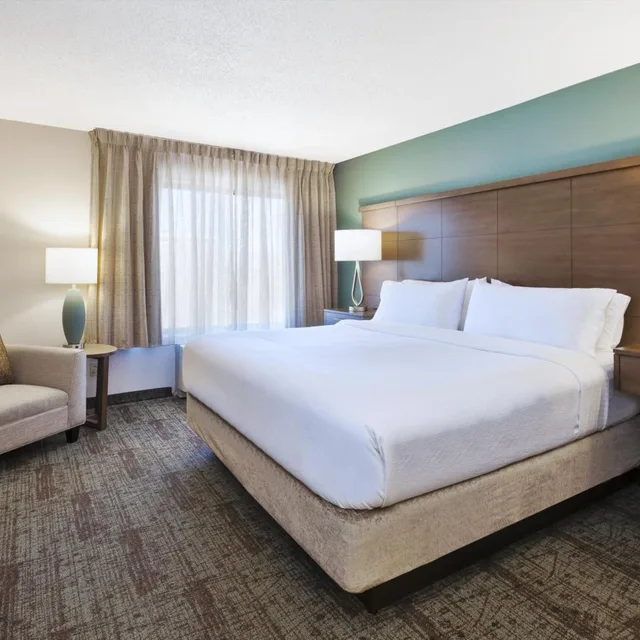 جناح بسرير كينج وسريرين كوين بغرفتي نوم مع أريكة، Staybridge Suites Columbia Hwy 63 I 70 1/8