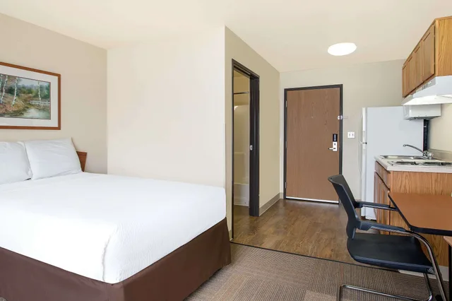 غرفة بسرير كوين، Woodspring Suites Fort Worth Trophy Club 1/5