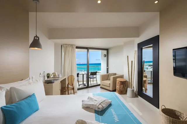 Cool Room، The GDM Island Hotel - Adults Only 1/2