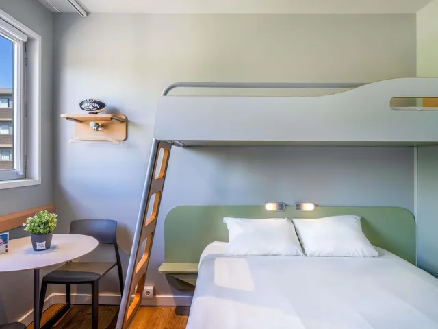 غرفة سوبيريور بسرير مزدوج مع أريكة، Ibis Budget Barcelona Viladecans 5/9