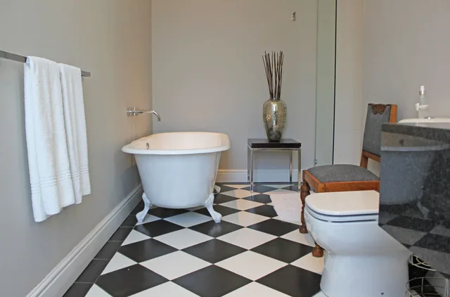 غرفة ديلوكس بسرير كينج بحوض استحمام، Long Street Boutique Hotel 4/4