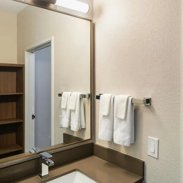 جناح بسرير كوين، Fairfield Inn by Marriott Richmond 2/2