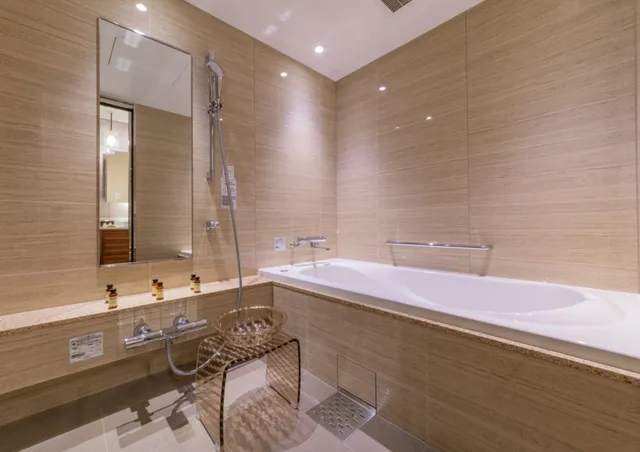 Luxury, Moderate, Twin Beds, Executive Lounge Access، Liber Hotel Osaka 2/3