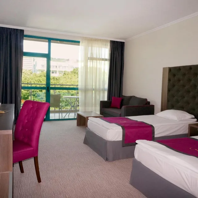Room, Double or Twin Bed, Park View, Balcony, Marina Grand Beach 5/7