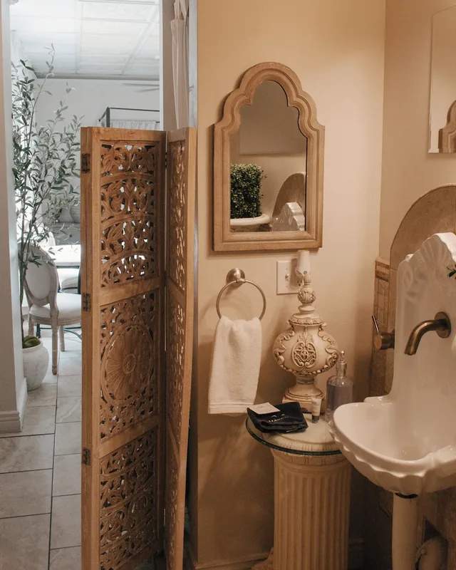 غرفة بسرير كينج، 5th East Hall Bed Breakfast 4/7