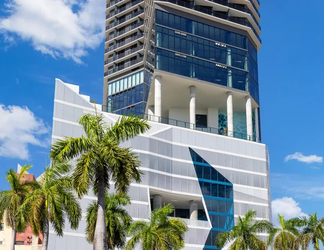3 Bedrooms, Suite, King Bed, King or Queen Bed, Bay View، The Elser Hotel and Residences Miami 1/1