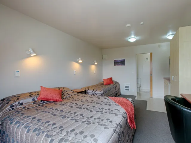 Studio, Triple, Twin Beds, 1 Queen and 1 Single Bed, Bella Vista Motel Hokitika 1/10