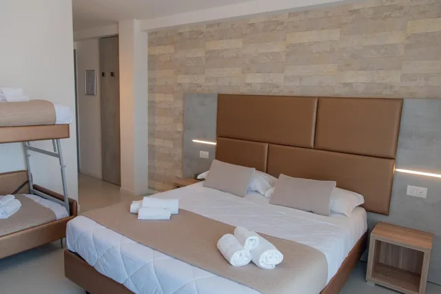 غرفة رباعية بإطلالة على البحر، Hotel Maestri 10/10