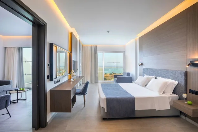 جناح إليت تنفيذي بسريرين منفصلين، Cavo Maris Beach Hotel 5/10