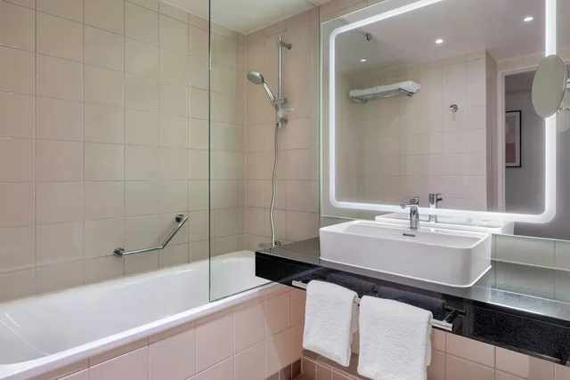 غرفة ديلوكس بسريرين منفصلين، Courtyard By Marriott Paris Saint Denis 6/9
