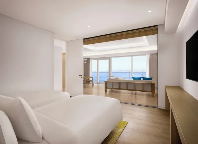 1 Bedroom, Relax, Suite, Twin Beds, Sauna, with Pool، Cassia Sokcho 1/5