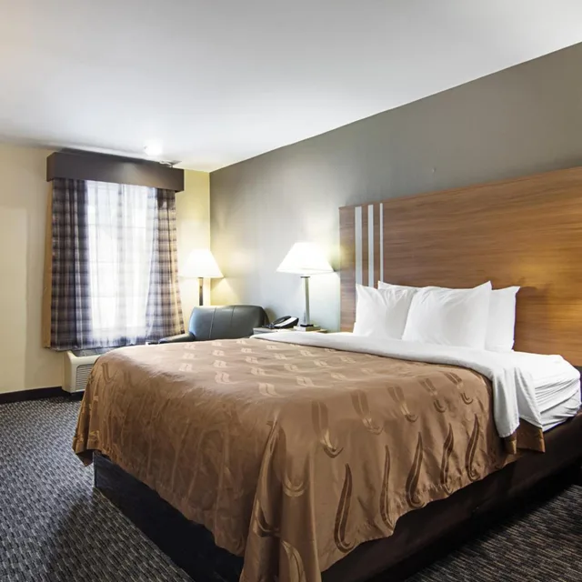 غرفة بسرير كينج للمدخنين، Quality Inn Lagrange East I-85 2/5