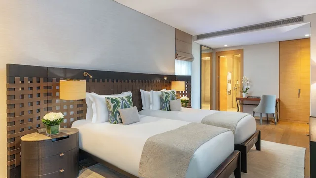 شقة بسرير كينج وسريرين منفصلين بإطلالة على الحديقة بغرفتي نوم، Mandarin Oriental Bodrum 2/5