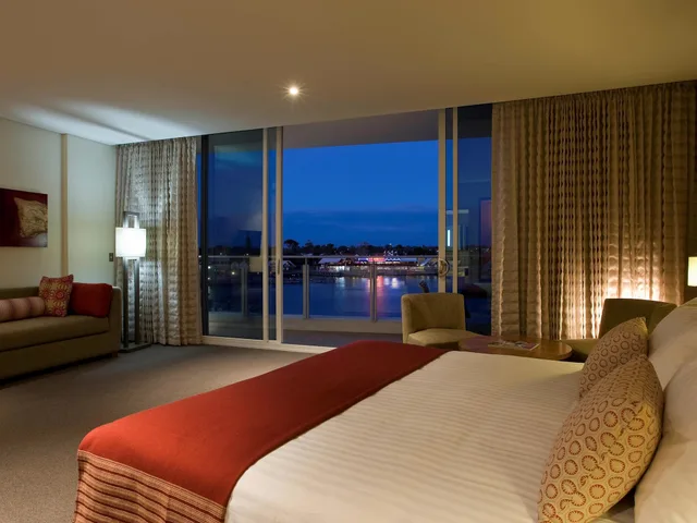 Superior, King Bed, Water View، The Sebel Mandurah 8/10