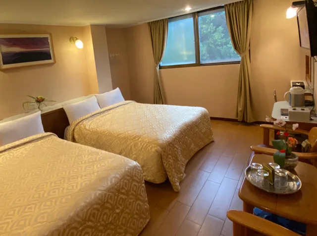 غرفة قياسية رباعية بسريرين مزدوجين، Ali-Shan Dengshan Hotel 1/1