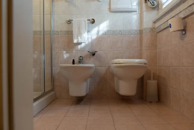 غرفة مفردة، Hotel London 10/10