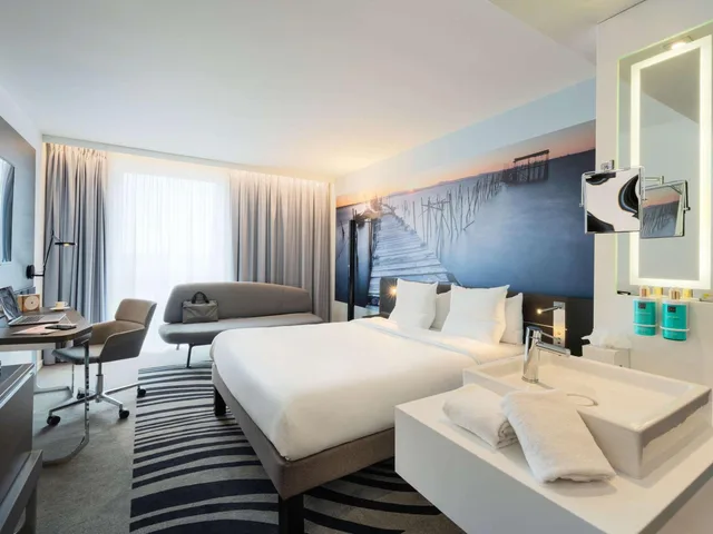 غرفة بزنس بسرير مزدوج، Novotel Paris Coeur D Orly Airport 2/7