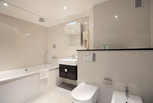 شقة بسرير كينج بـ3 غرف نوم، Mayfair House 7/8