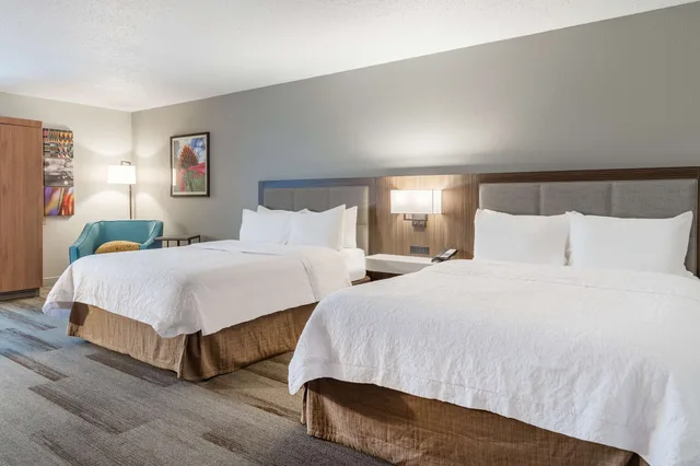 غرفة قياسية بسريرين مزدوجين، Hampton Inn La Crosse-Onalaska 2/9