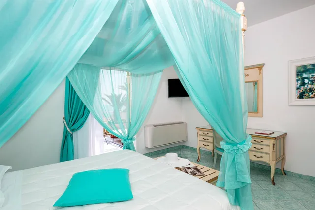 جناح جونيور بإطلالة على البحر، Hotel Royal Prisco 3/4