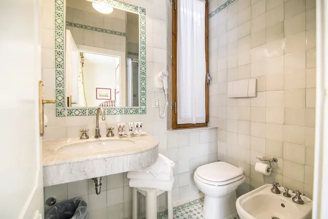 غرفة قياسية مفردة بسريرين منفصلين، Italia Hotel 4/5