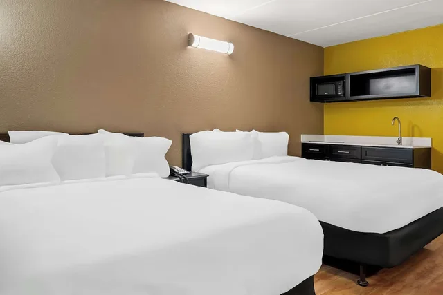 غرفة بسريرين مزدوجين، Americas Best Value Inn Danville, IL 3/4