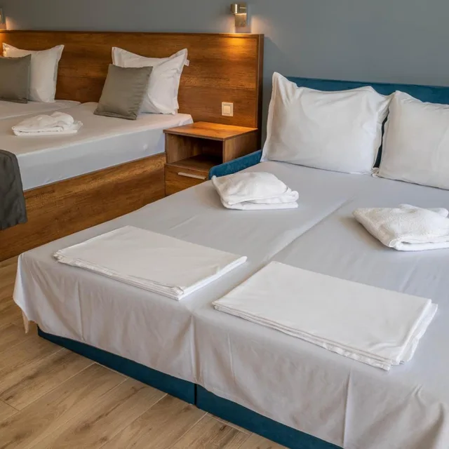 Room, Double Bed, Large, Queen Nelly Park 7/10