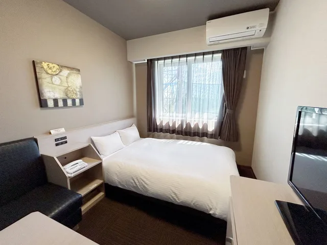 Semi Room, Double Bed, Annex, Smoking، Route-Inn Grantia Komatsu Airport 1/6