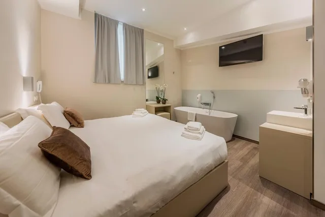 غرفة كومفورت بسرير كينج، Spark by Hilton Milan Linate Airport 3/8