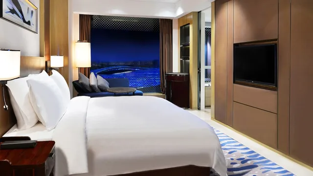 غرفة بريميوم بسريرين منفصلين، CROWNE PLAZA DALIAN SPORTS CENTER 7/10