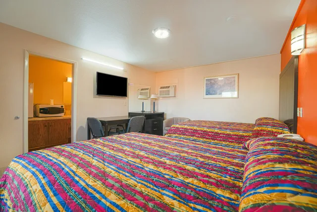 غرفة بسريرين مزدوجين للمدخنين، Vali Ho Motel By OYO Weslaco Mercedes 2/6