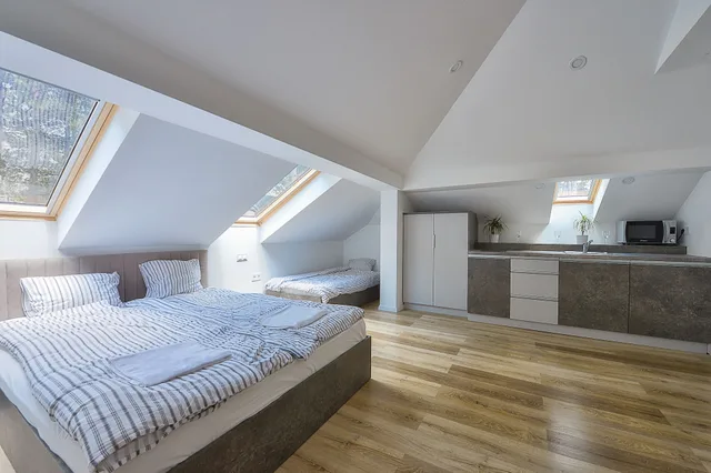 شقة بريميوم بسرير كوين بشرفة بغرفة نوم واحدة مع أريكة، Villa Oliver 2 2/7