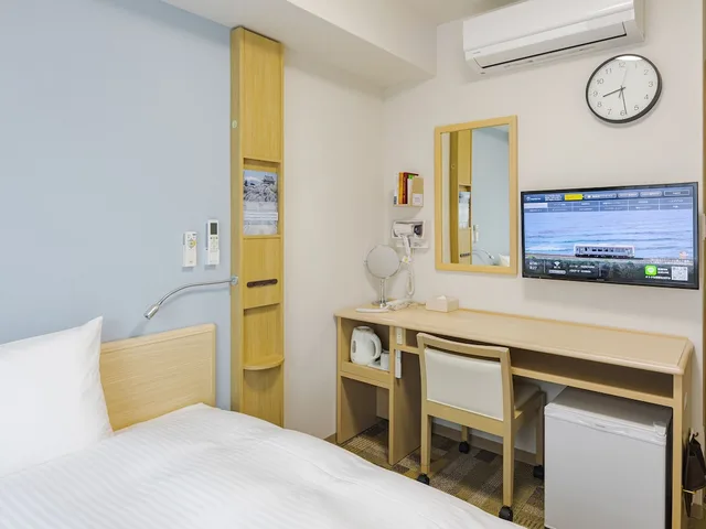 Standard, Single, Double Bed, Electronic Cigarette Only, Smoking, Toyoko Inn Tokyo Machida Eki Odakyu Sen Higashi Guchi 1/5