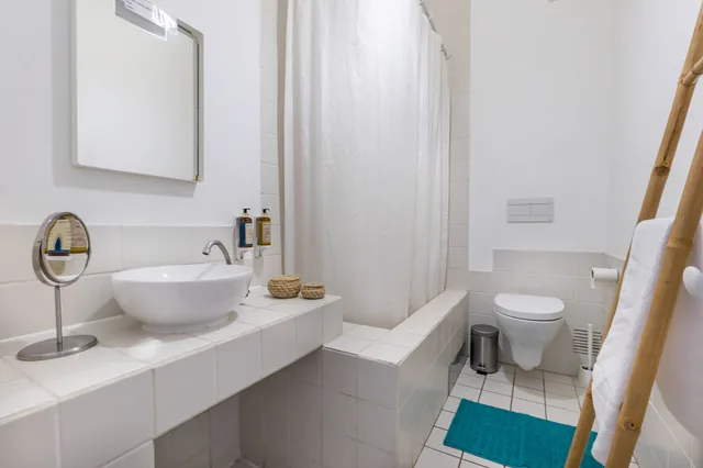 غرفة قياسية بسرير مزدوج بإطلالة على المدينة بحمام مشترك، The Color Hostel 2/6