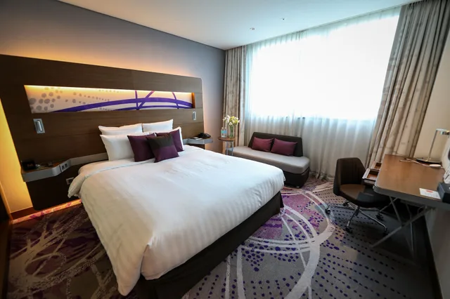 غرفة سوبيريور بسرير كينج، Novotel Ambassador Suwon 5/9