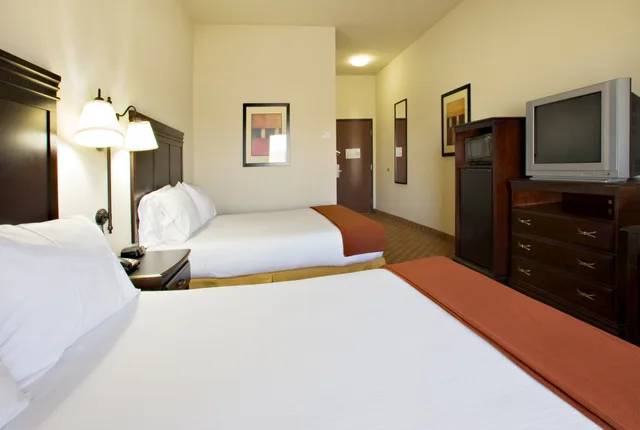 جناح بسريرين كوين، Holiday Inn Express Hotel & Suites Sweetwater 1/1