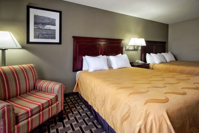 غرفة قياسية بسريرين كوين، Quality Inn Moore Oklahoma City 3/4