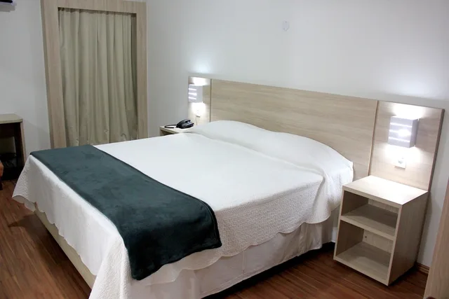 غرفة ديلوكس بسرير مزدوج، Bristol Zaniboni Hotel 3/6