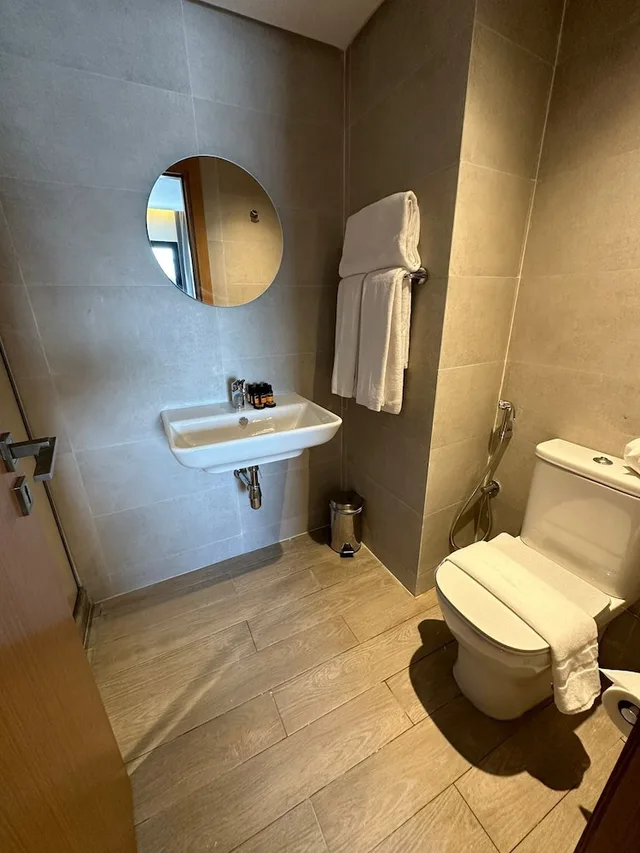 غرفة سوبيريور بسرير كوين، MIA hotel Urban Detroit Tanger 6/6