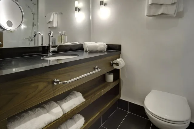 غرفة بسريرين مزدوجين، Sandman Signature London Gatwick Hotel 8/10