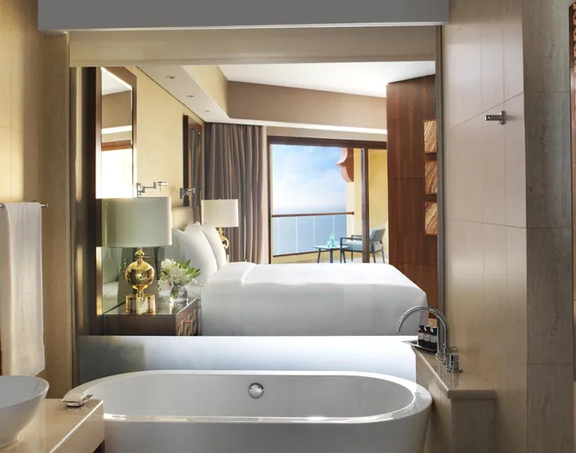 2 Bedrooms, Deluxe, Suite, King Bed, Fairmont Ajman 7/9