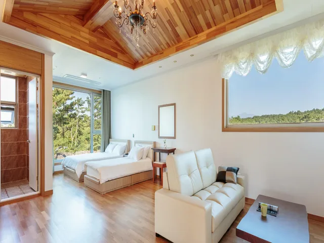 Deluxe, Twin Beds, 20 Pyeong, Harmony Resort 1/2