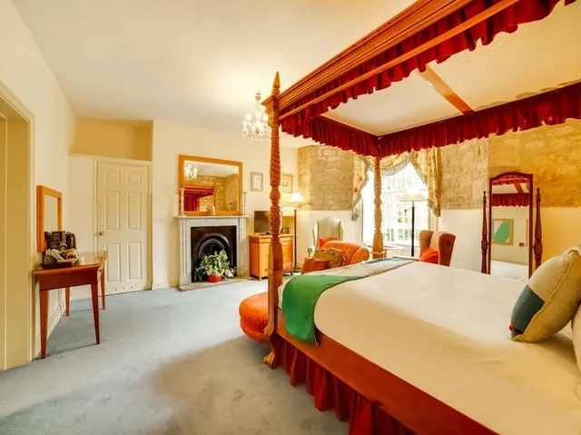 جناح سوبيريور رباعي بسرير مزدوج وسريرين منفصلين، OYO Bailbrook Lodge, Bath 5/7