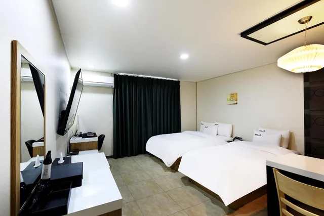 غرفة ديلوكس بسريرين منفصلين، White Tourist Hotel 7/10